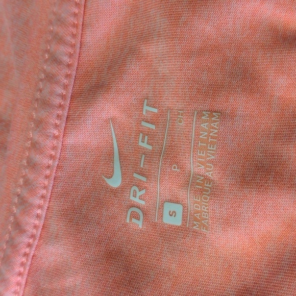 NIKE DRI-FIT SHORT SLEEVE Light Coral t-shirt Sz S - Picture 6 of 9